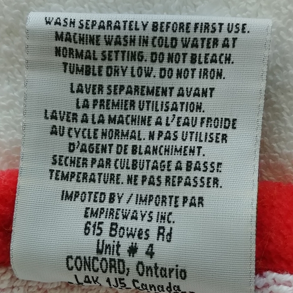 NWOT Beach Towel, 100% Cotton, Length 59 inches, wide 30 inches white/red/black - Picture 12 of 12